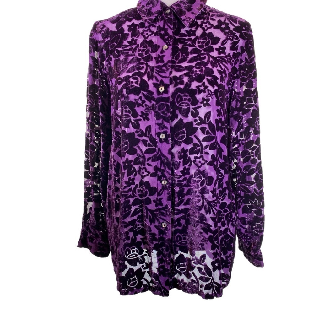 NY & CO Purple floral burnout style long sleeve silk blend button up size M top